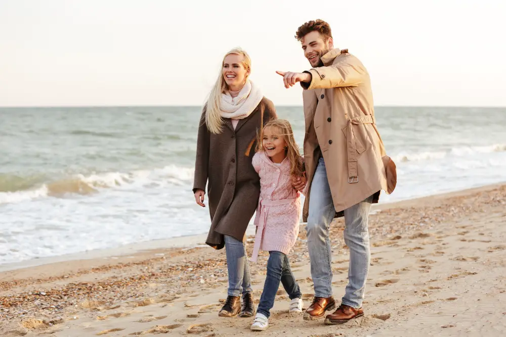 Beach Outfit Ideas for Family Photos