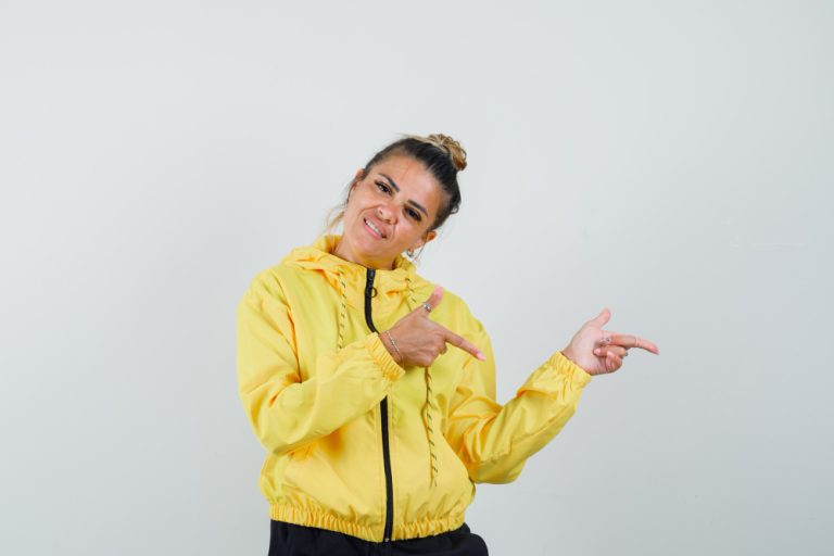 yellow pants outfit ideas