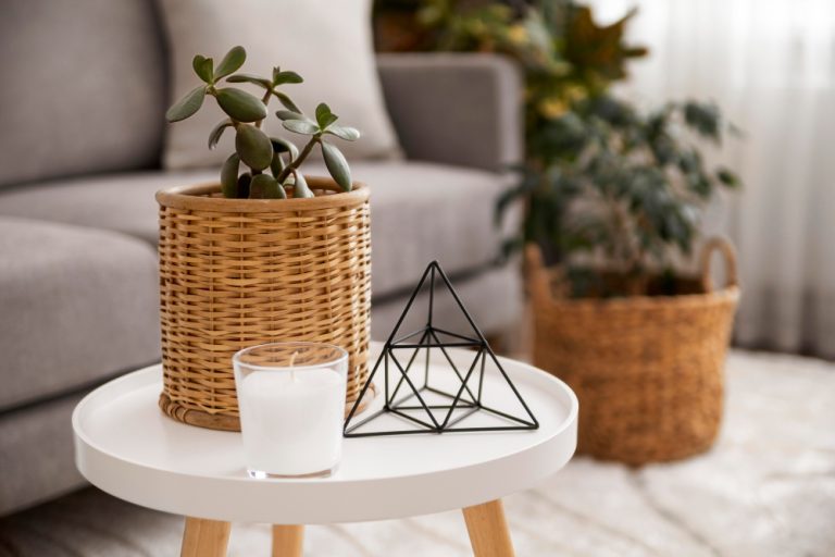 sofa table decor ideas