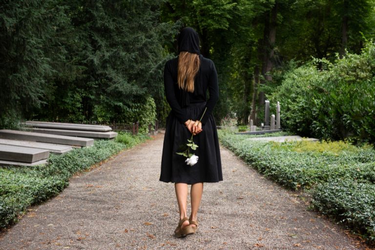 ideas for funeral outfits