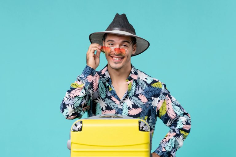 tacky tourist outfit ideas