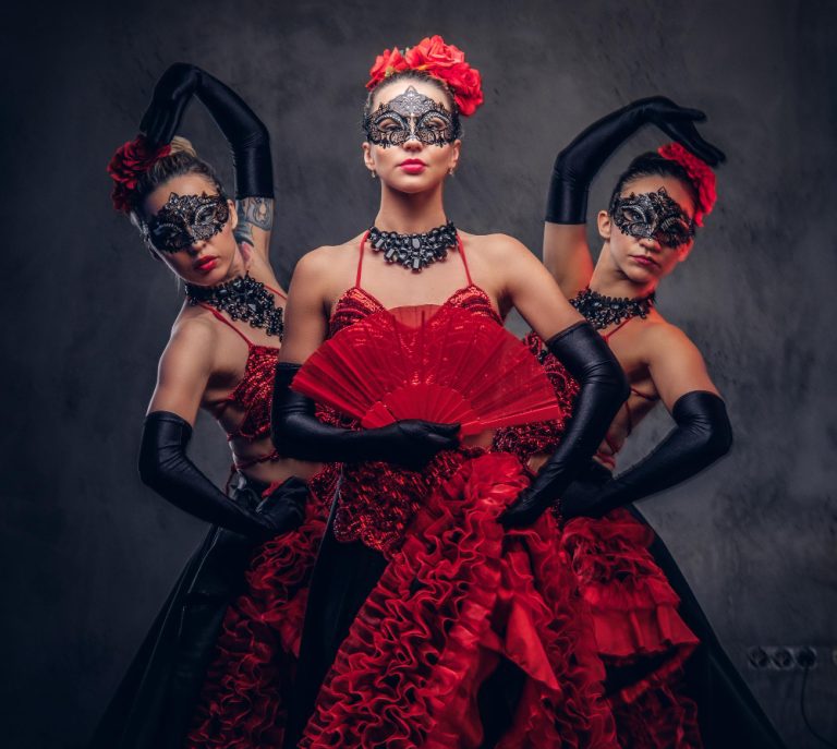 burlesque outfit ideas